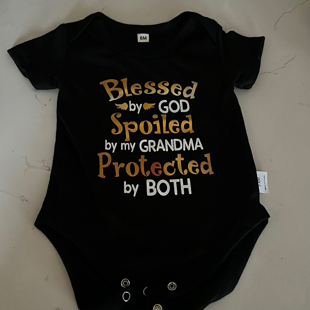 NWOT (Blessed by God, spoiled by Grandm… Protected by both) onsie 6mths